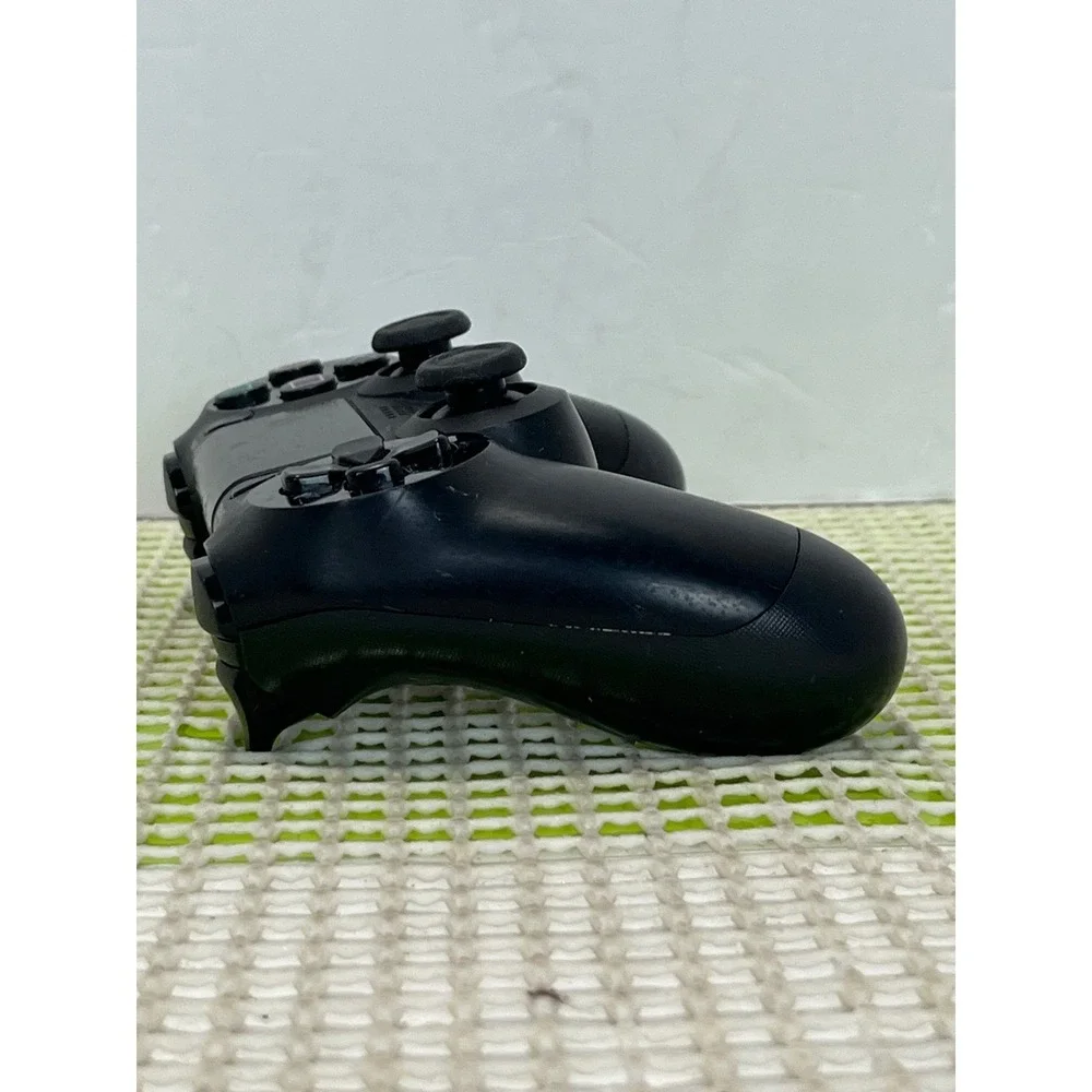 Sony DualShock 4 Wireless Controller PS4 Jet Black CUH-ZCT1U *UNTESTED GOOD